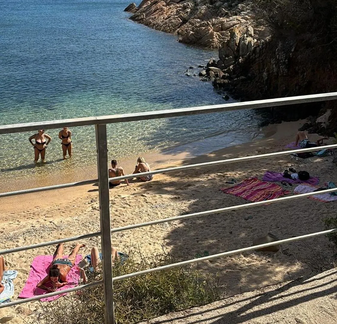 הוילה סאן תאודורו Le Giuggiole Di Punta Molara